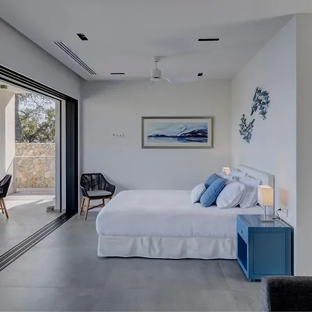 Luxury Skiathos *